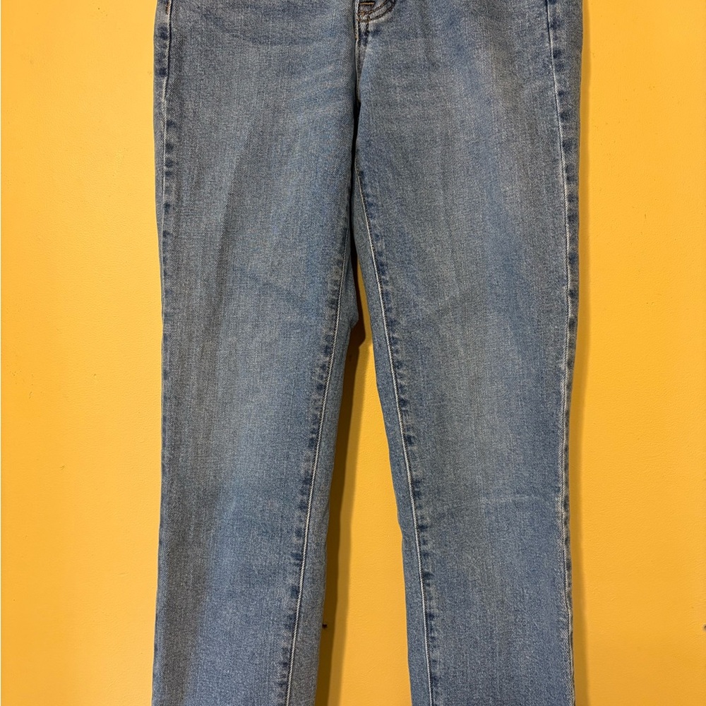 Universal Thread Light Blue Straight Leg Jeans
